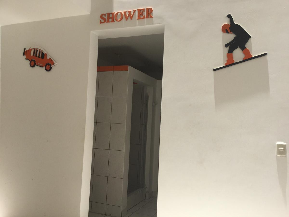 Hostel Backpackers House